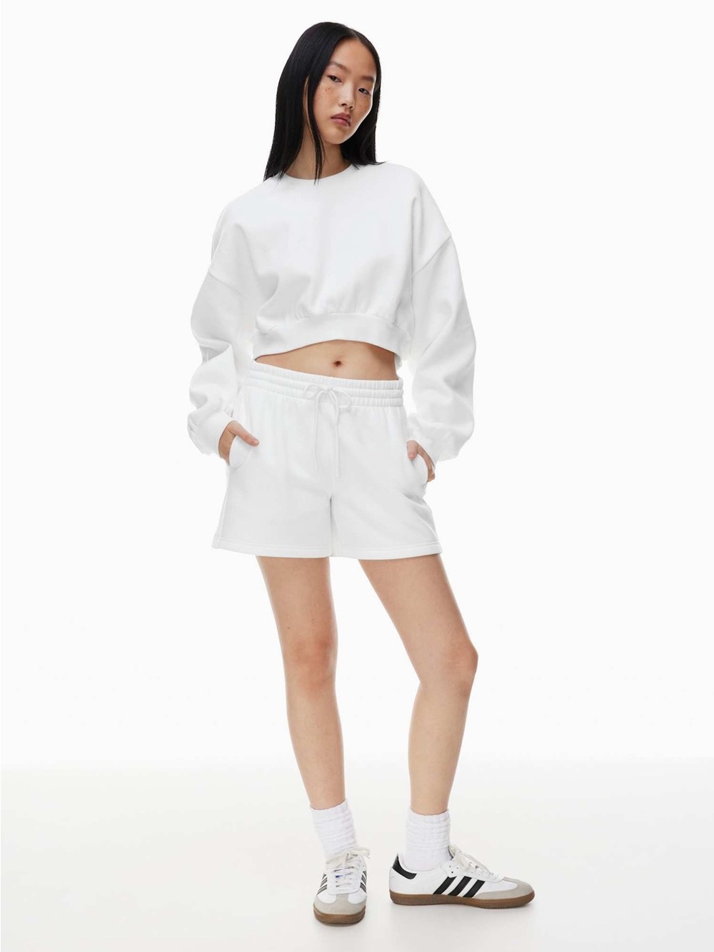 Aritzia TNA Cozy Boyfriend Fleece shorts